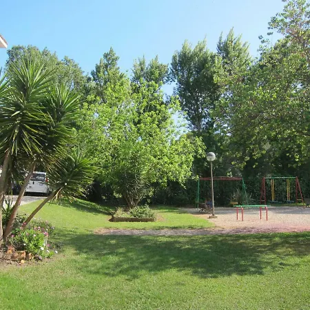 Nice Near Barcelona And Beach Apartment *